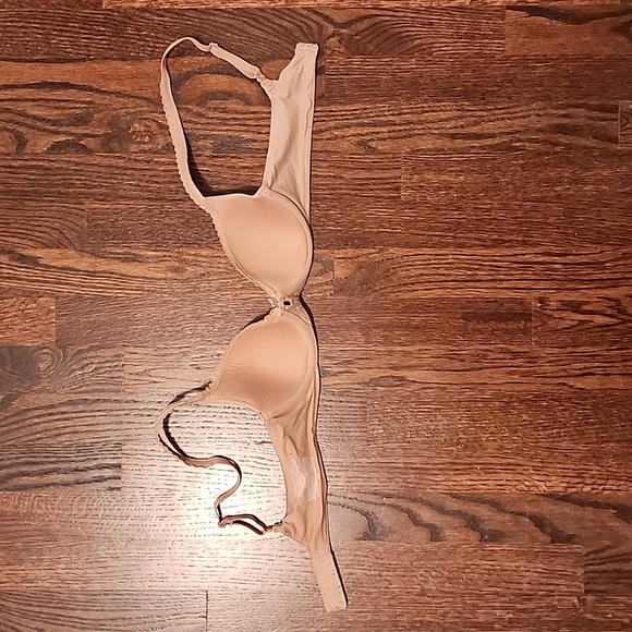 Victoria's Secret bra - Picture 2 of 6